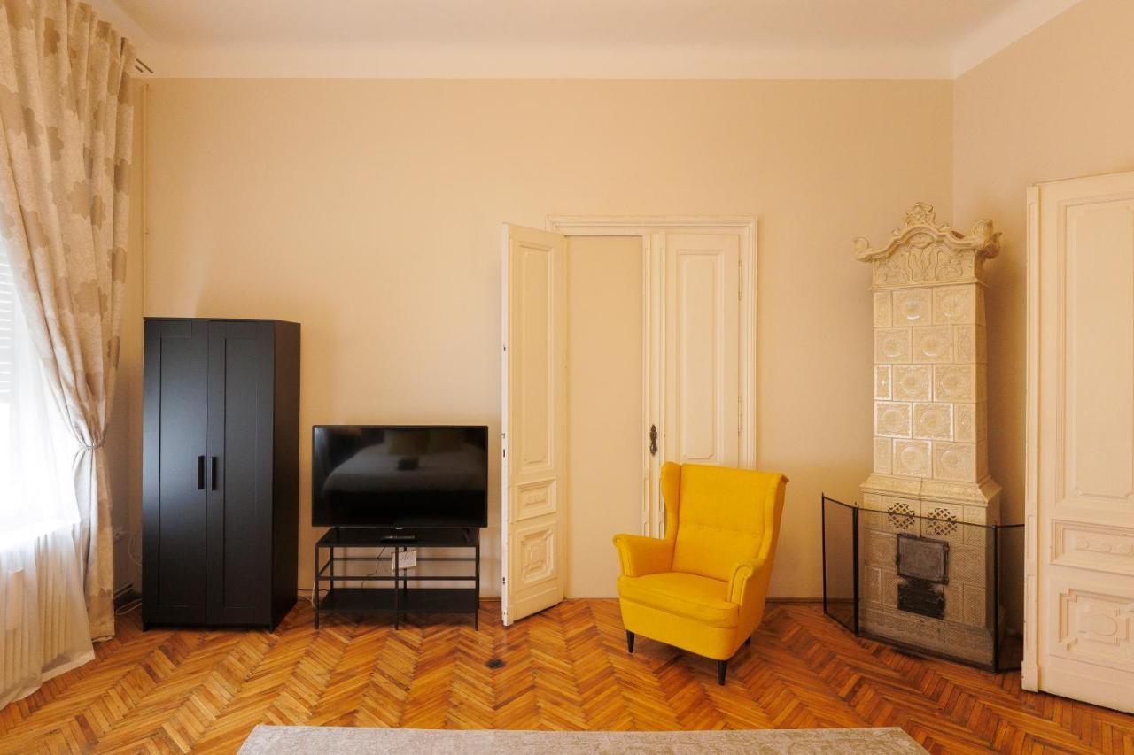 Spacious Flat In Old Town Wi-Fi Temešvár Exteriér fotografie